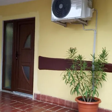 Apartment Bazsi Hajduszoboszlo