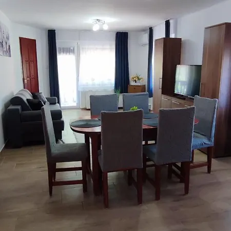 Bazsi Appartement *