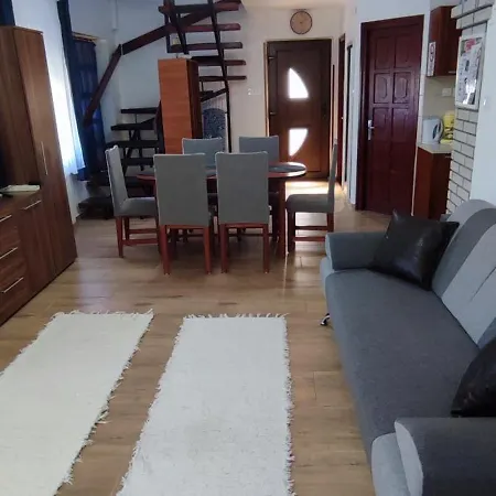 Appartement Bazsi *