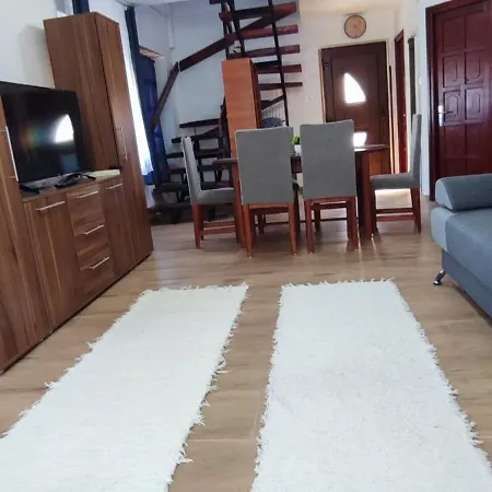 Bazsi Appartement *