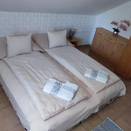 Bazsi Appartement *