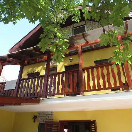 Appartement Bazsi